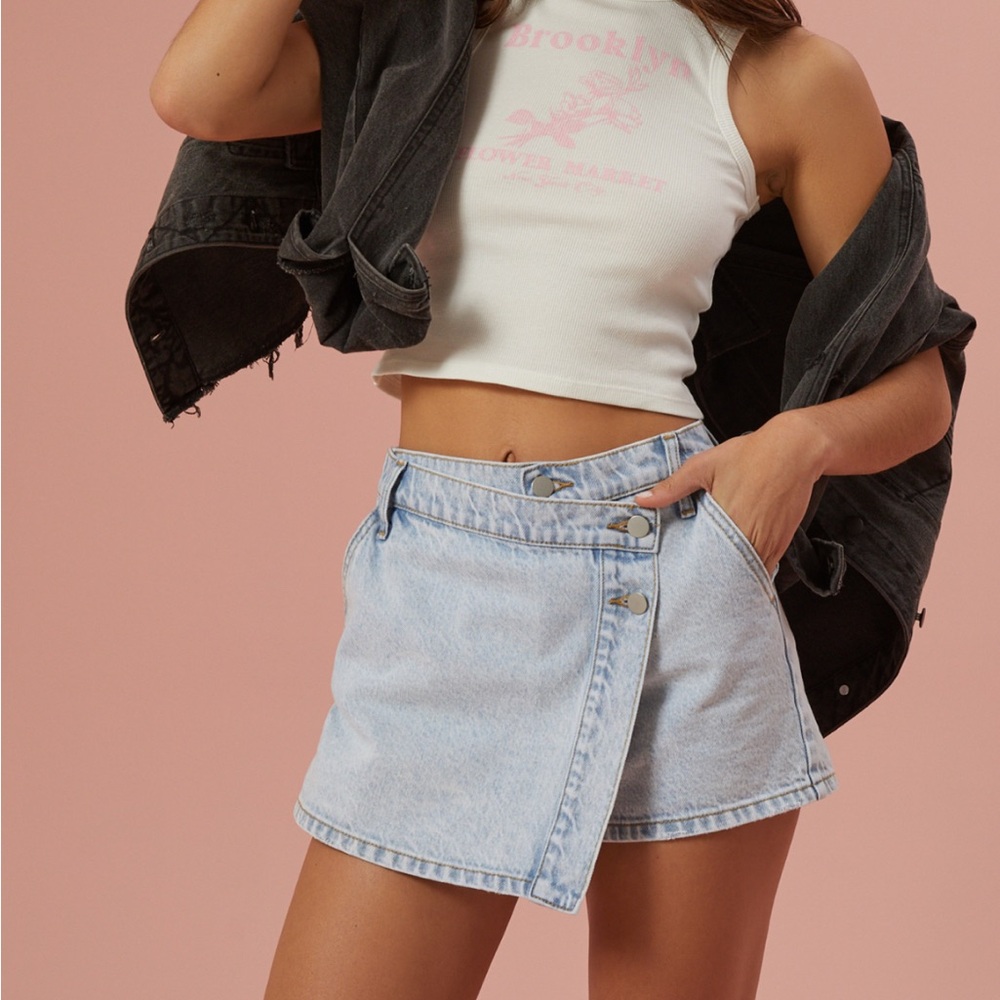 Altar’d State Abigail Overlay Denim Skort Size Large